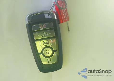 2019 Ford Expedition Max Xlt from USA, damaged, VIN 1FMJK1HT2KEA79630